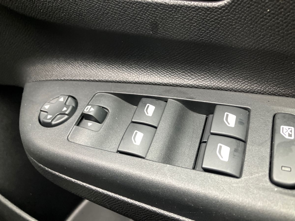 Used Vauxhall Corsa 2022 for sale - 76090331: Photo 21
