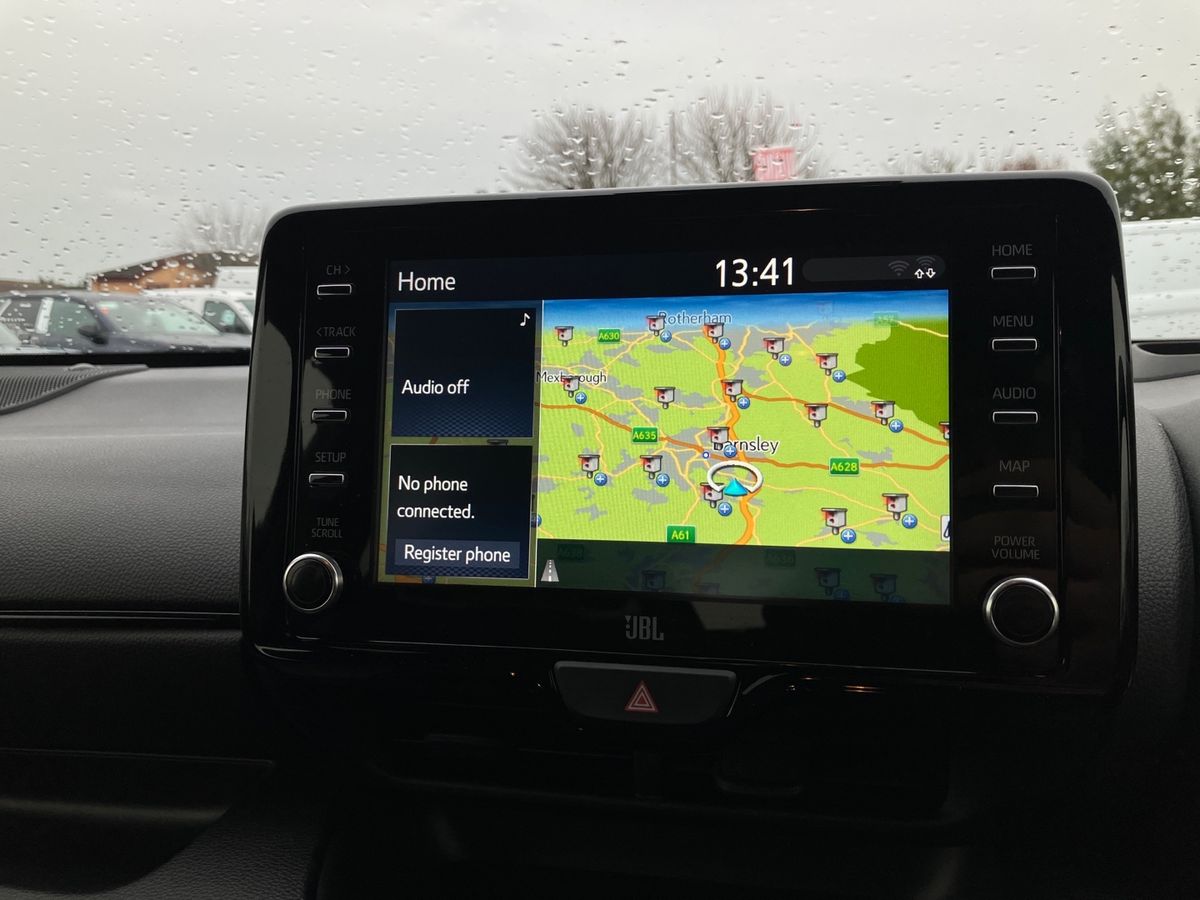 Used Toyota Yaris 2021 for sale - 76491222: Photo 11