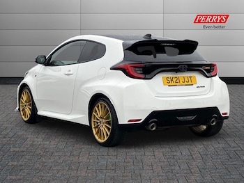 Used Toyota Yaris 2021 for sale - 76491222: Photo