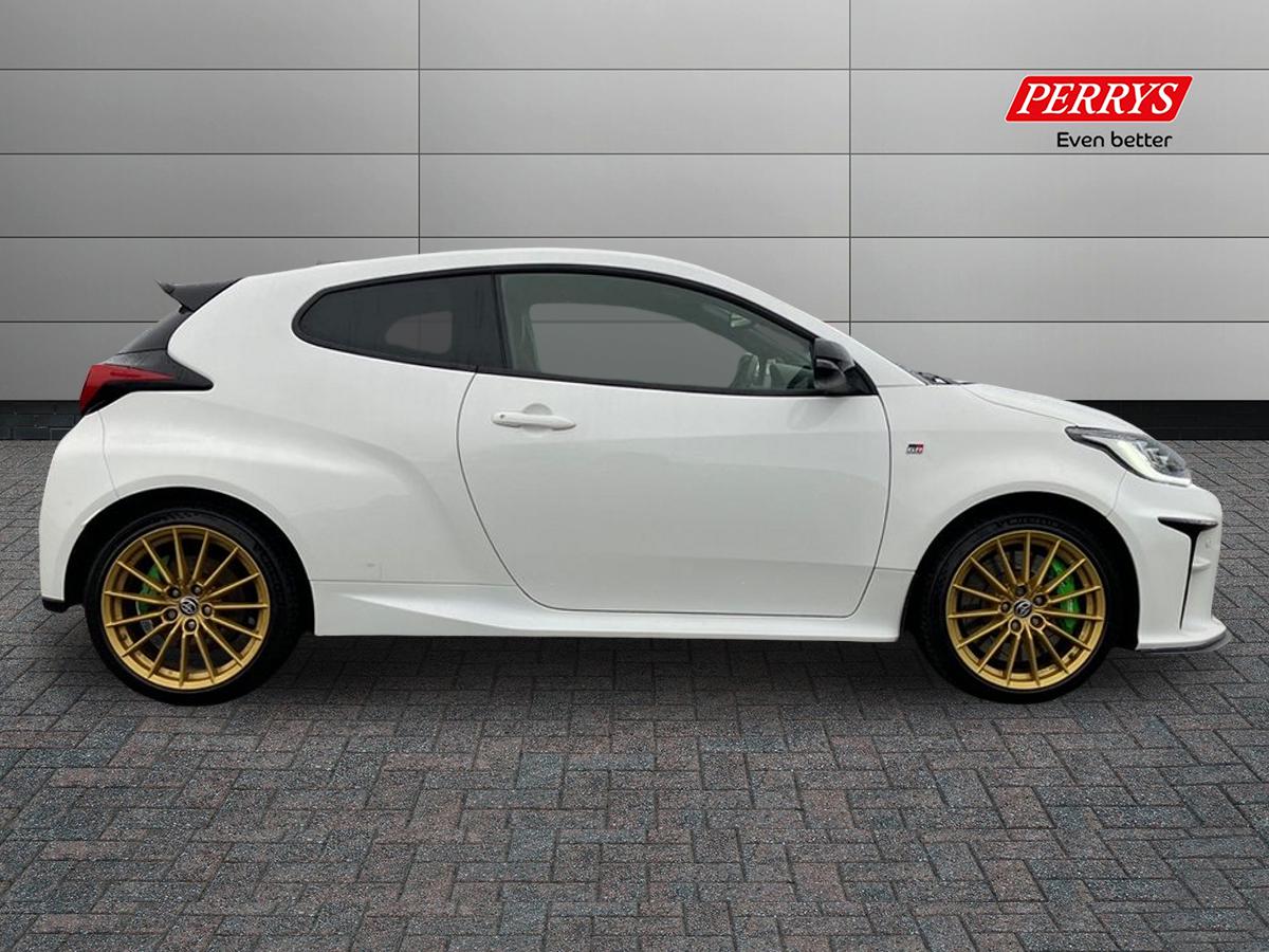 Used Toyota Yaris 2021 for sale - 76491222: Photo 3