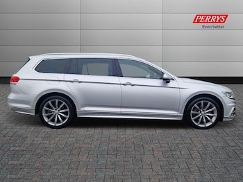 Used Volkswagen Passat 2019 for sale - 75407596: Photo