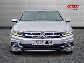 Used Volkswagen Passat 2019 for sale - 75407596: Photo