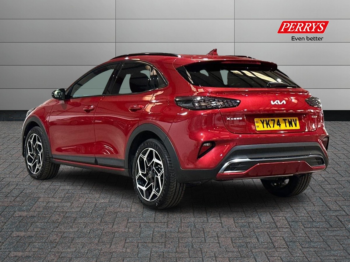 Used Kia XCeed 2025 for sale - 76611890: Photo 2