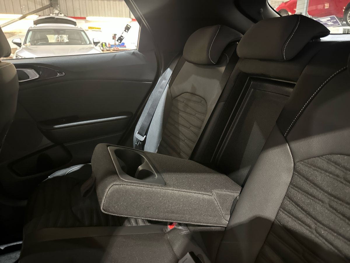 Used Kia XCeed 2025 for sale - 76611890: Photo 24