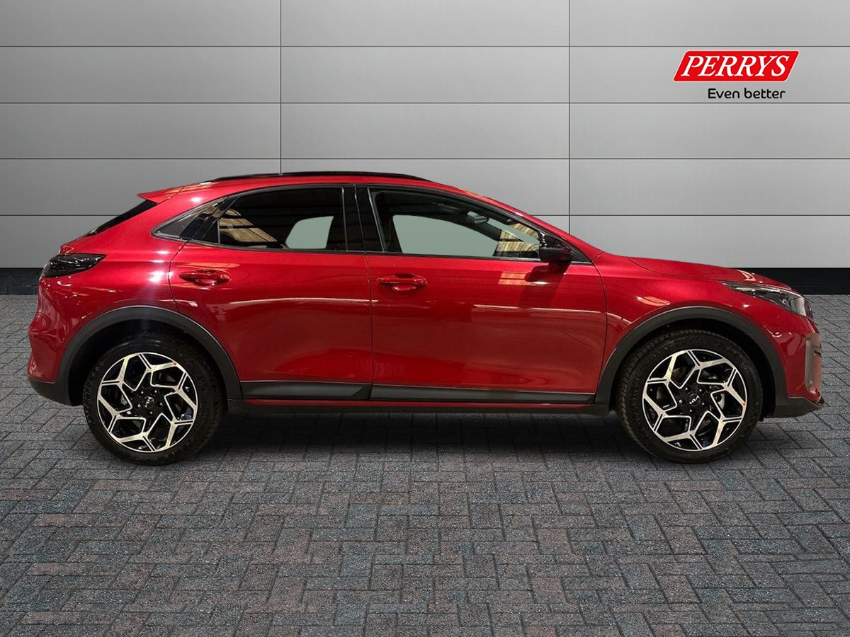 Used Kia XCeed 2025 for sale - 76611890: Photo 3