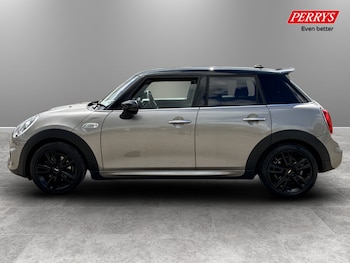 Used MINI Hatch 2020 for sale - 78380277: Photo