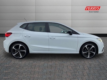Used SEAT Ibiza 2024 for sale - 77125289: Photo