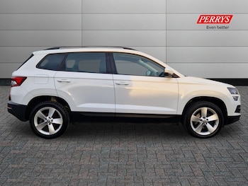 Used Skoda Karoq 2020 for sale - 76477533: Photo