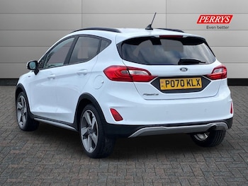 Used Ford Fiesta 2020 for sale - 76611904: Photo