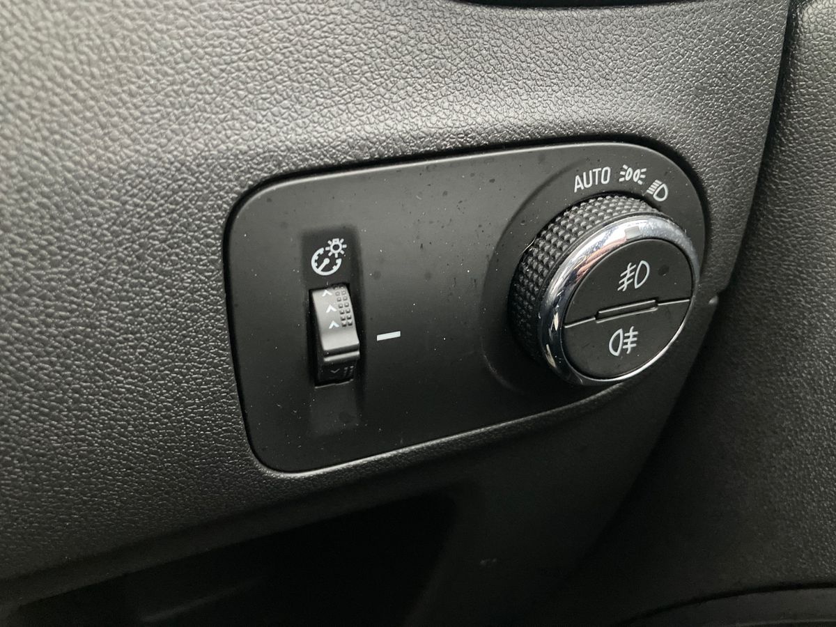 Used Vauxhall Crossland 2022 for sale - 76892431: Photo 24