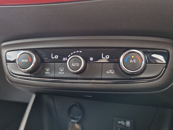 Used Vauxhall Crossland 2021 for sale - 76192267: Photo 13