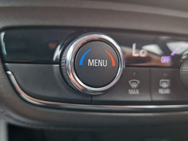 Used Vauxhall Crossland 2021 for sale - 76192267: Photo 31