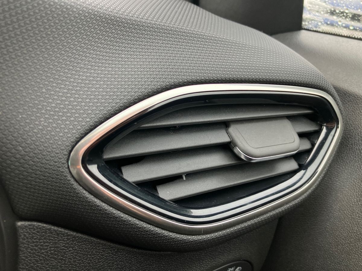 Used Vauxhall Crossland 2021 for sale - 75932897: Photo 22