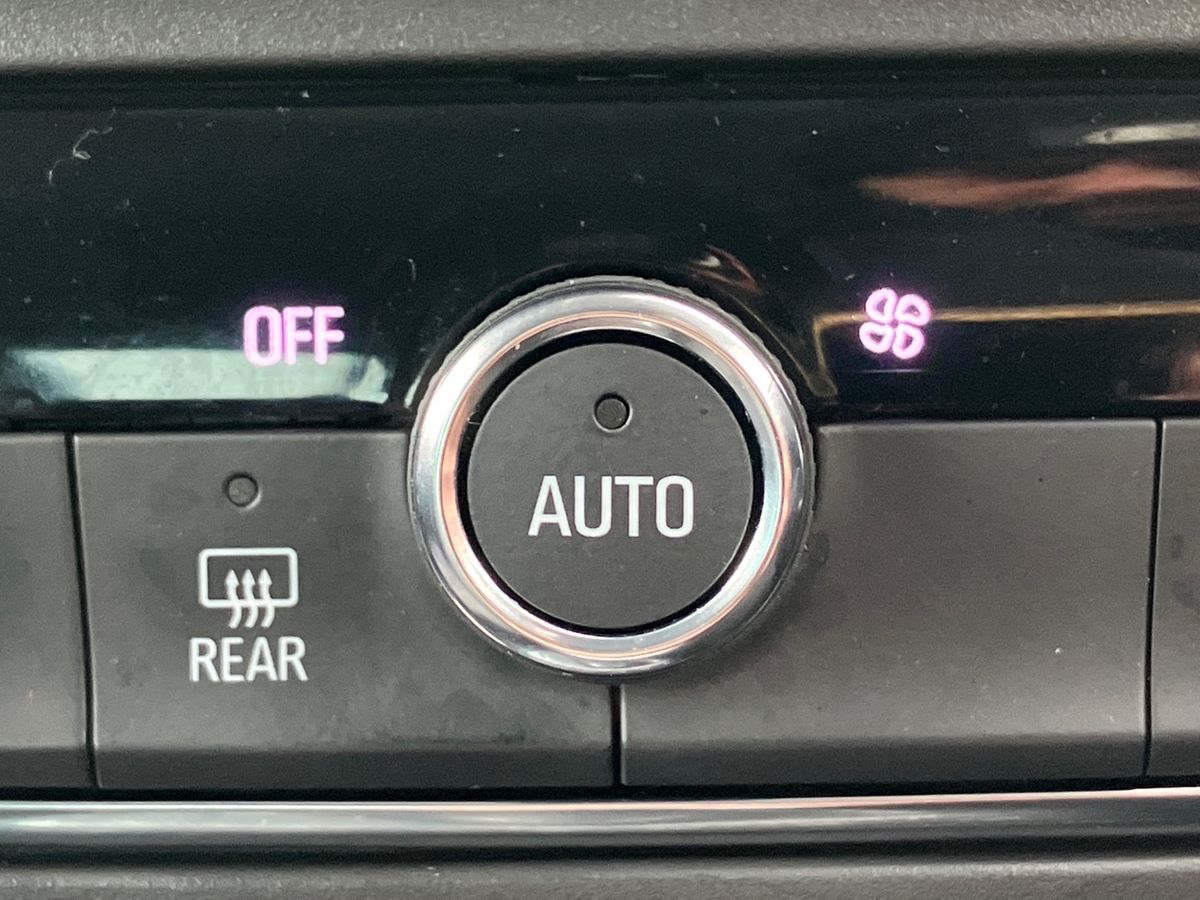 Used Vauxhall Crossland 2021 for sale - 75932897: Photo 31