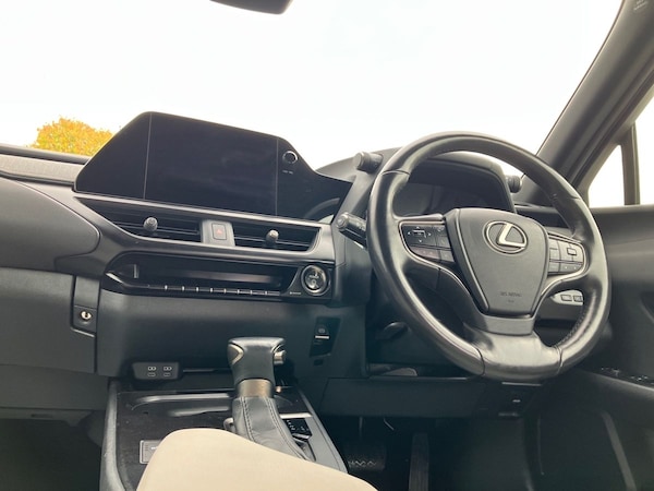 Used Lexus UX 2023 for sale - 76128162: Photo 20