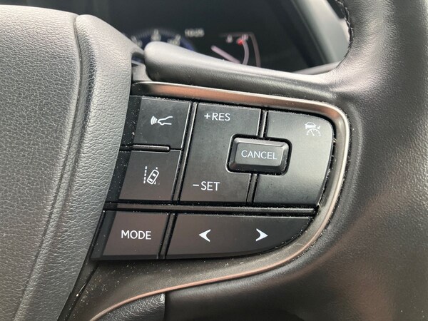 Used Lexus UX 2023 for sale - 76128162: Photo 32