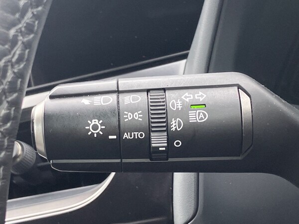 Used Lexus UX 2023 for sale - 76128162: Photo 34