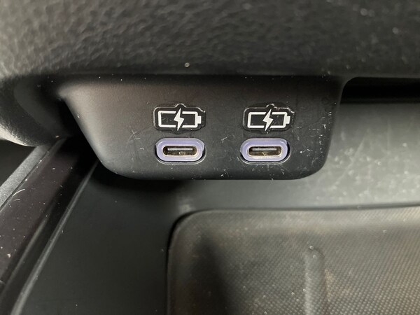 Used Lexus UX 2023 for sale - 76128162: Photo 39