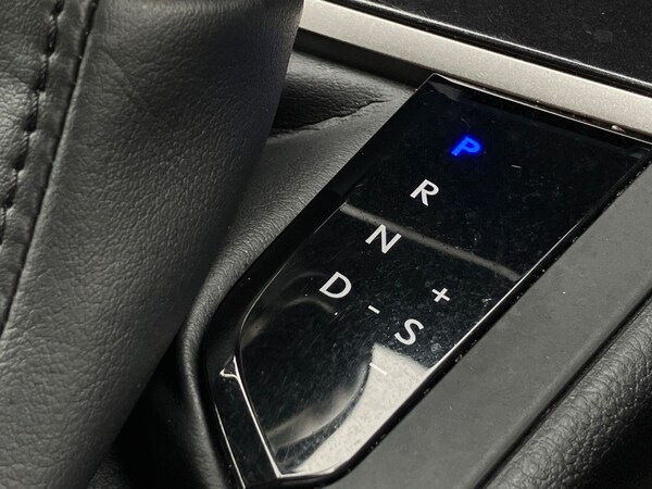 Used Lexus UX 2023 for sale - 76128162: Photo 43