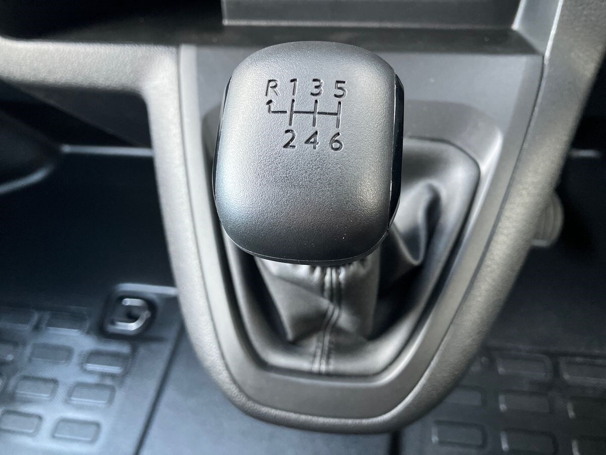 Used Vauxhall Vivaro 2024 for sale - 74924235: Photo 18