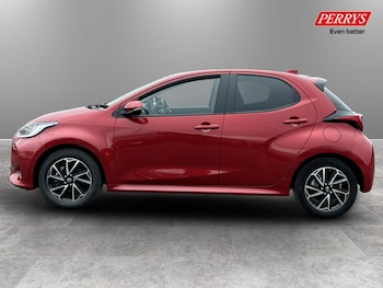 Used Toyota Yaris 2024 for sale - 77831326: Photo