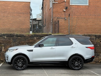 Used Land Rover Discovery 2019 for sale - 76865282: Photo