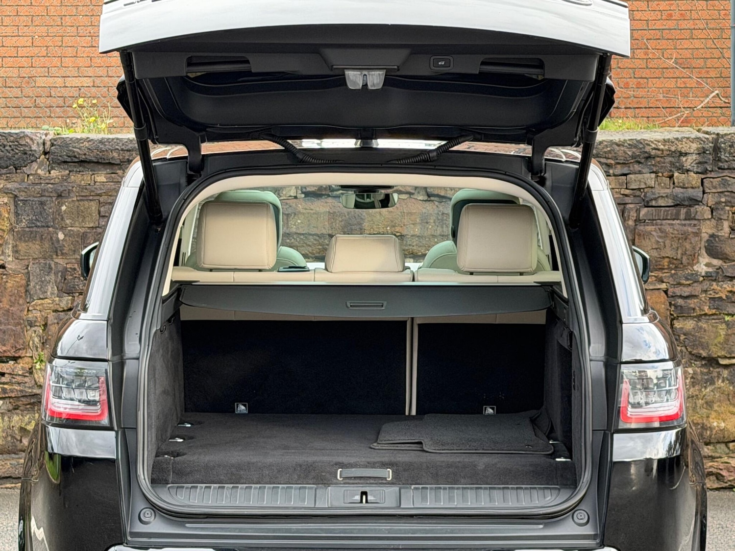 Used Land Rover Range Rover Sport 2020 for sale - 76397998: Photo 23