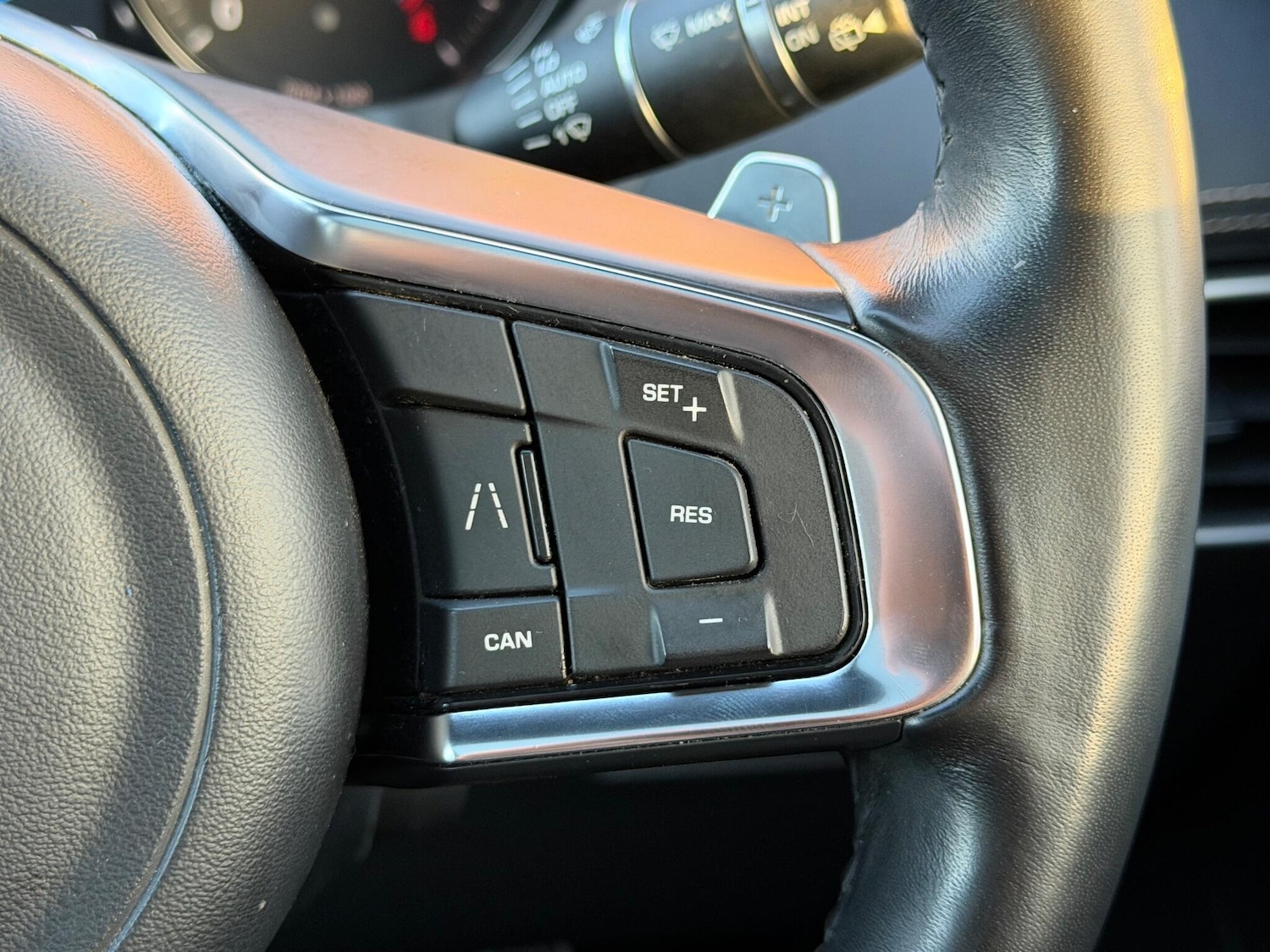 Used Jaguar F-Pace 2019 for sale - 76370537: Photo 27