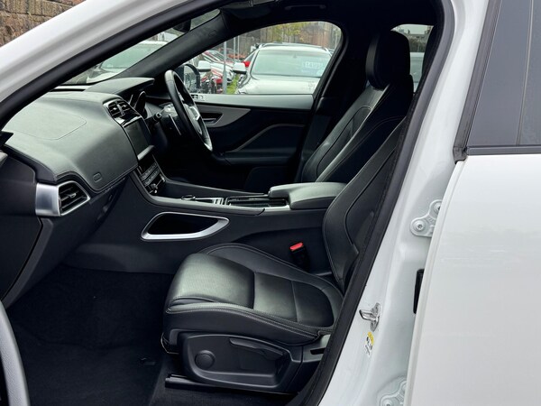 Used Jaguar F-Pace 2019 for sale - 76161084: Photo 15