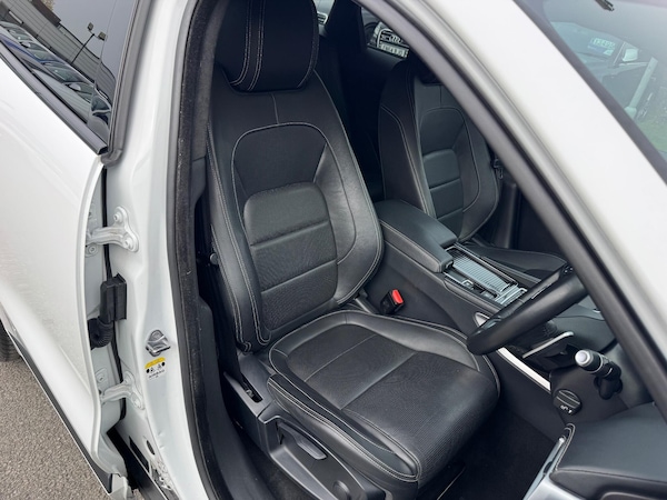 Used Jaguar F-Pace 2019 for sale - 76161084: Photo 16