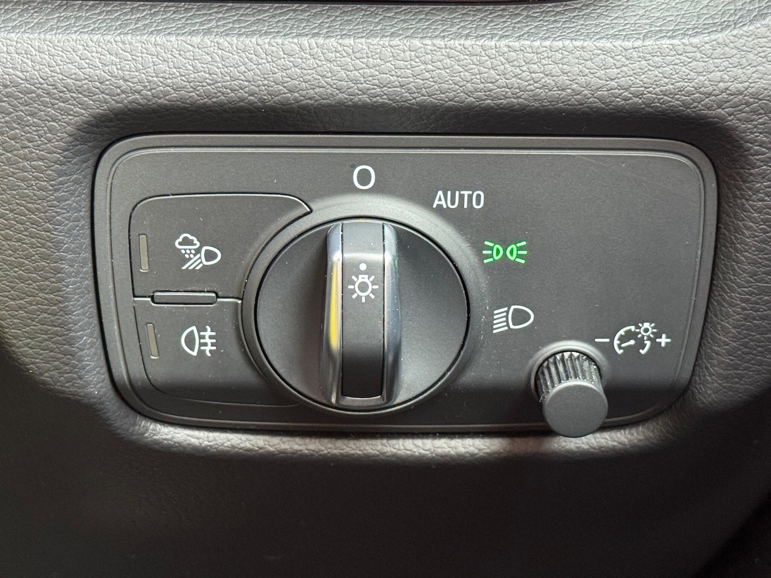 Used Audi A3 2018 for sale - 76227786: Photo 47