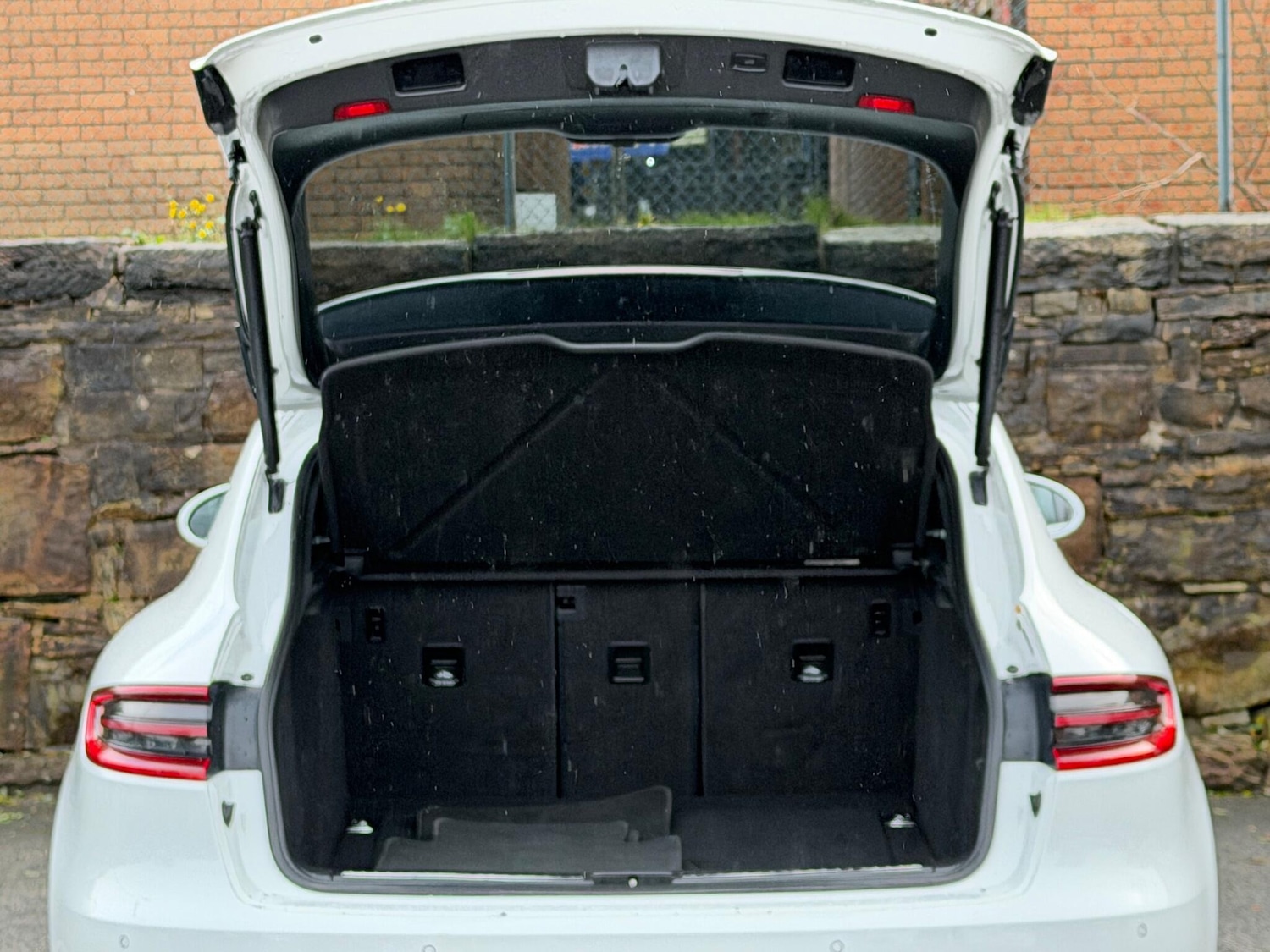 Used Porsche Macan 2014 for sale - 76994057: Photo 20