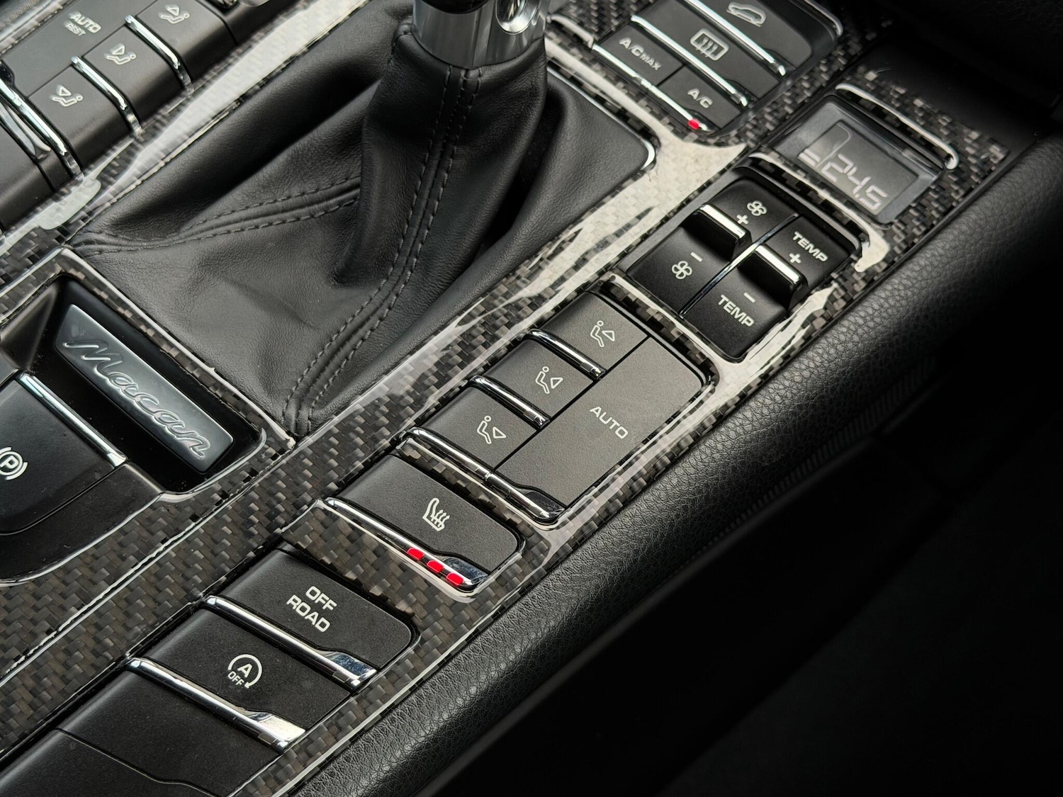 Used Porsche Macan 2014 for sale - 76994057: Photo 39