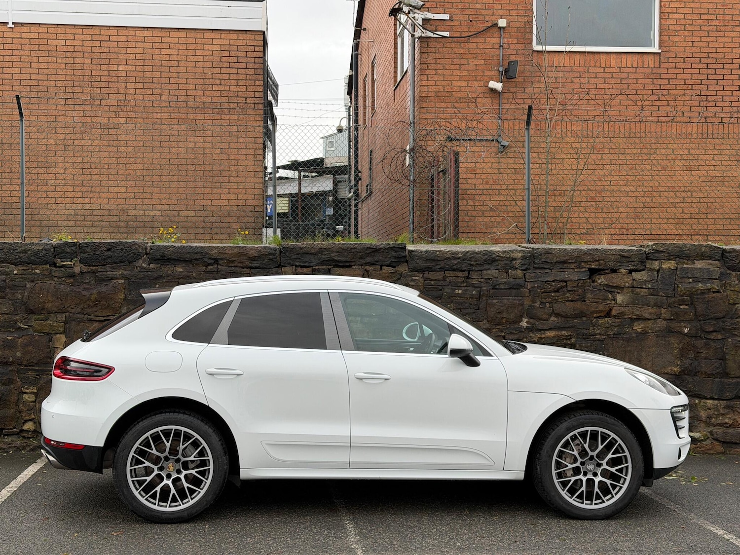 Used Porsche Macan 2014 for sale - 76994057: Photo 8