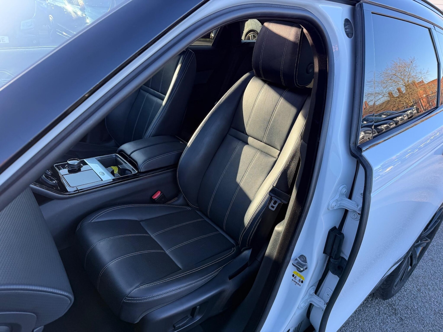 Used Land Rover Range Rover Velar 2018 for sale - 76935774: Photo 17