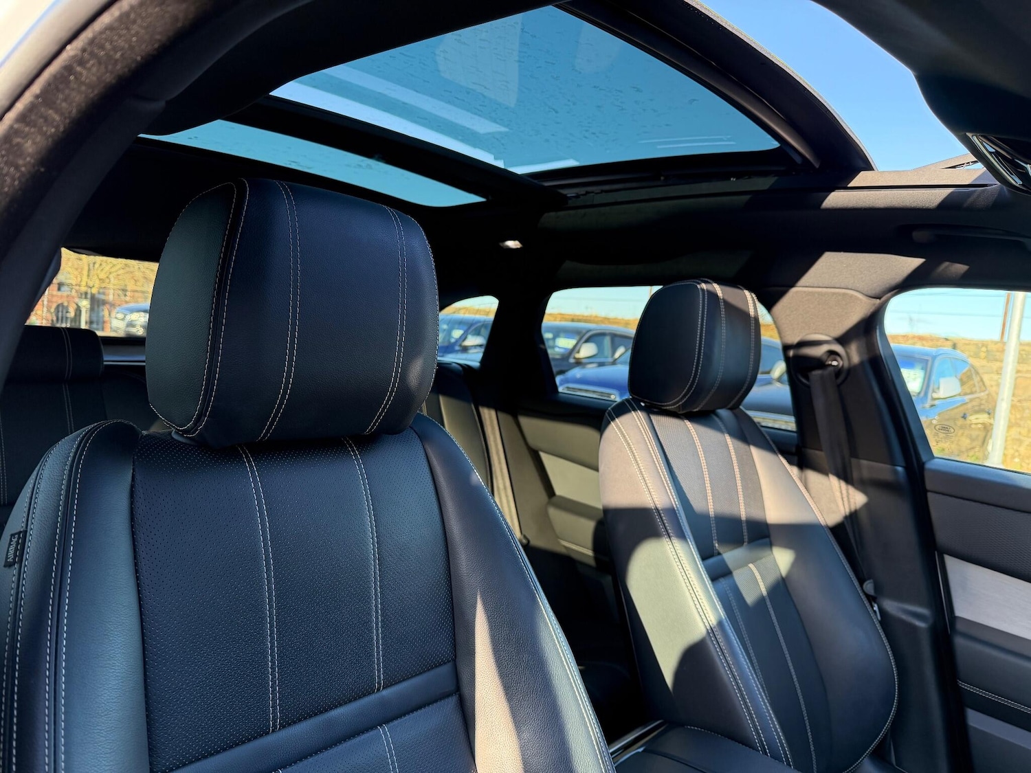 Used Land Rover Range Rover Velar 2018 for sale - 76935774: Photo 18