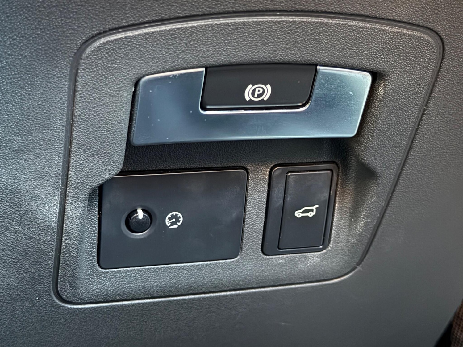 Used Land Rover Range Rover Velar 2018 for sale - 76935774: Photo 43