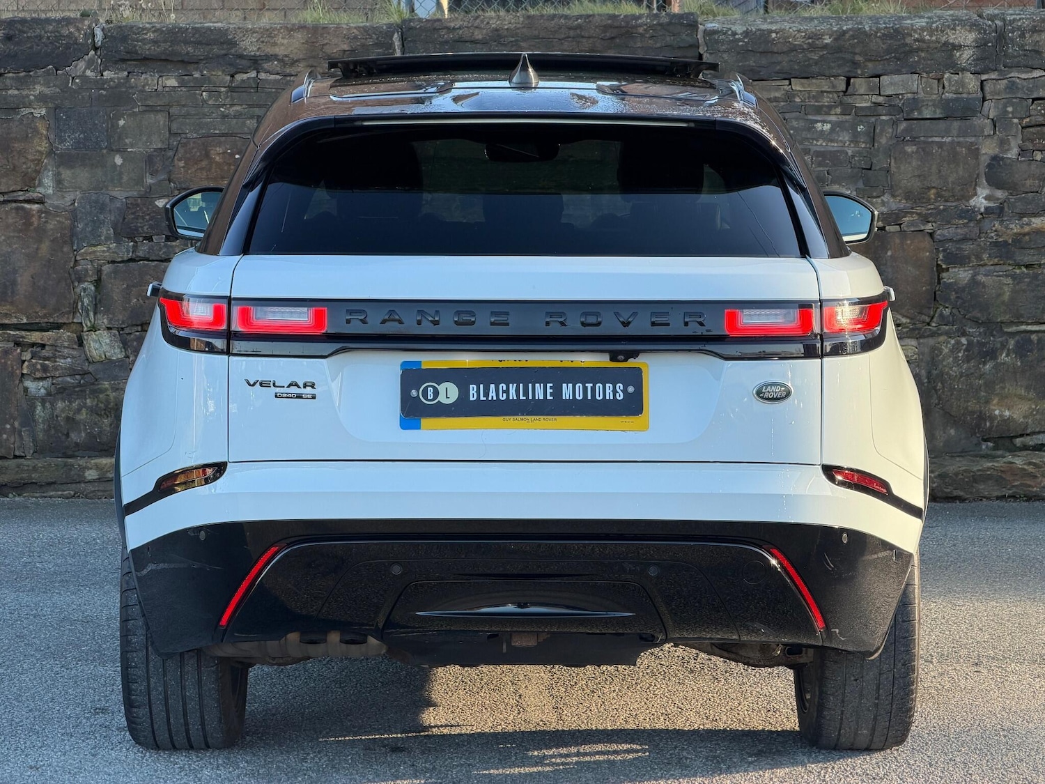 Used Land Rover Range Rover Velar 2018 for sale - 76935774: Photo 6