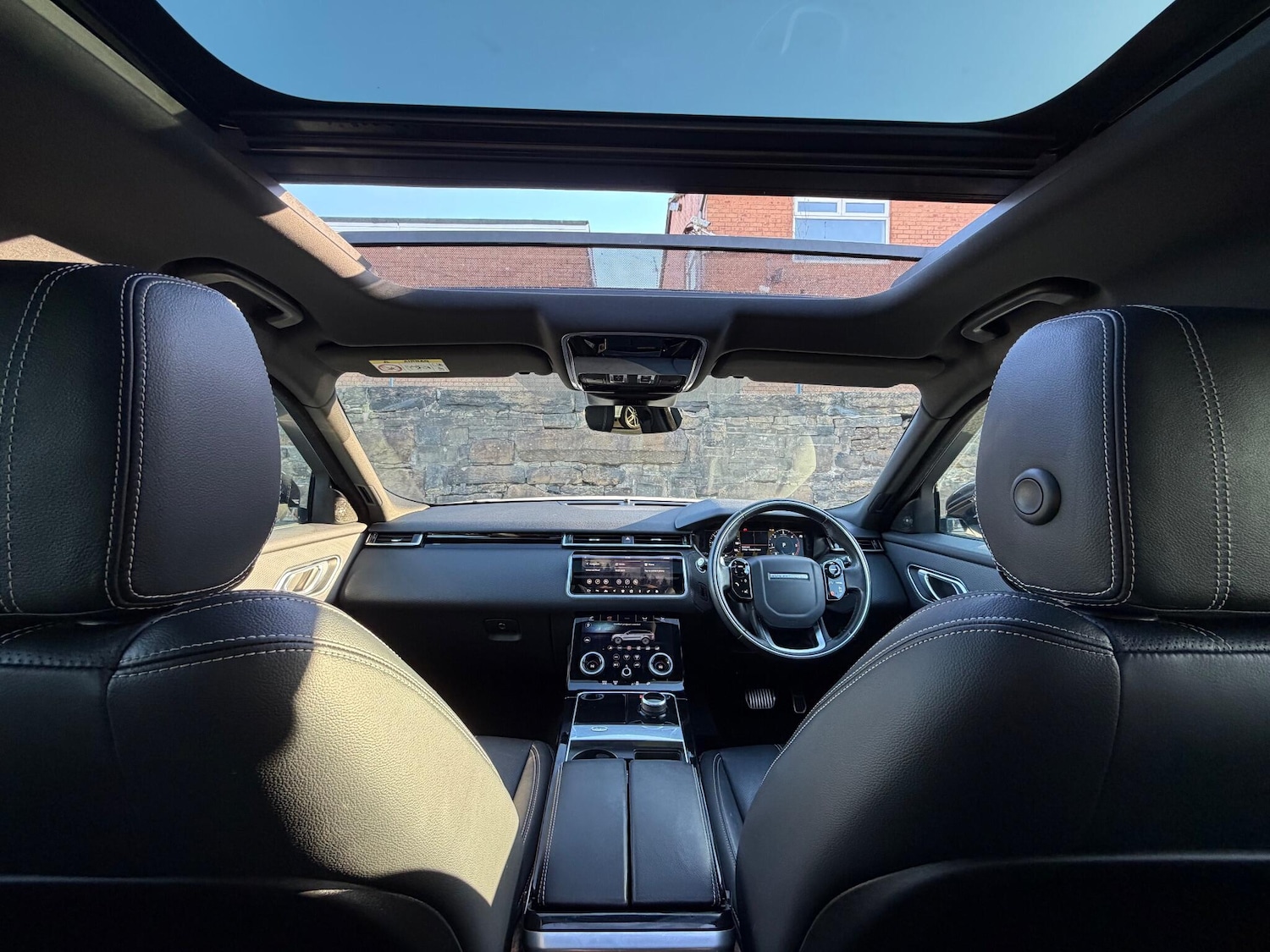 Used Land Rover Range Rover Velar 2018 for sale - 76935774: Photo 9