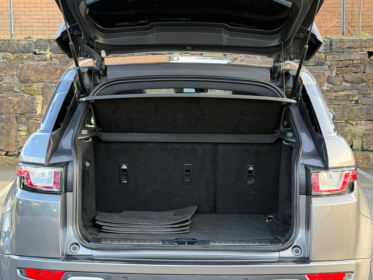 Used Land Rover Range Rover Evoque 2018 for sale - 76832518: Photo 22