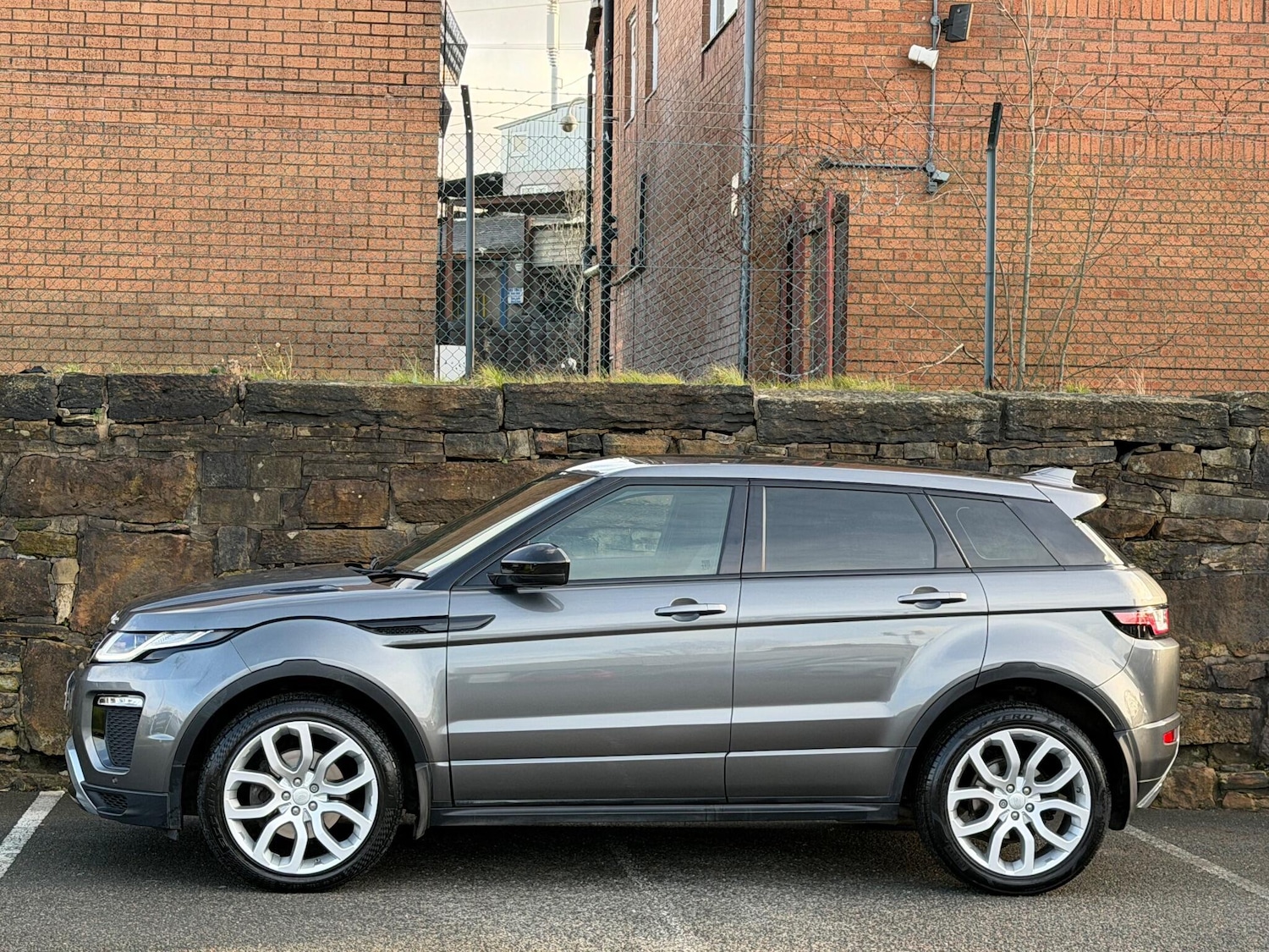 Used Land Rover Range Rover Evoque 2018 for sale - 76832518: Photo 4