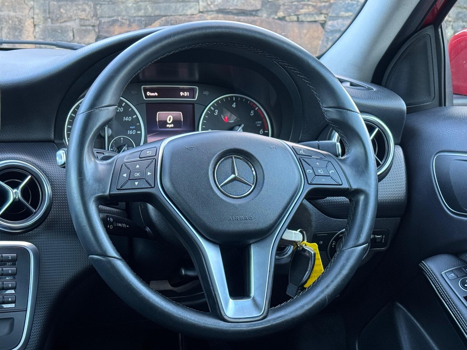 Used Mercedes-Benz A-Class 2014 for sale - 76337883: Photo 24