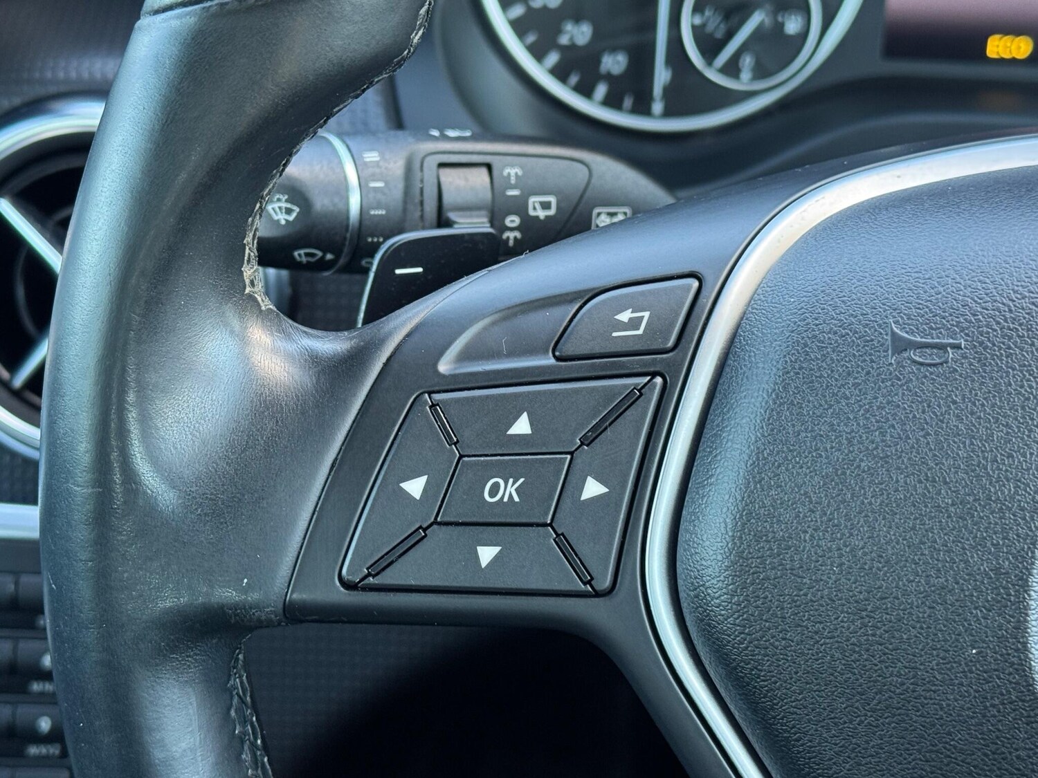 Used Mercedes-Benz A-Class 2014 for sale - 76337883: Photo 26