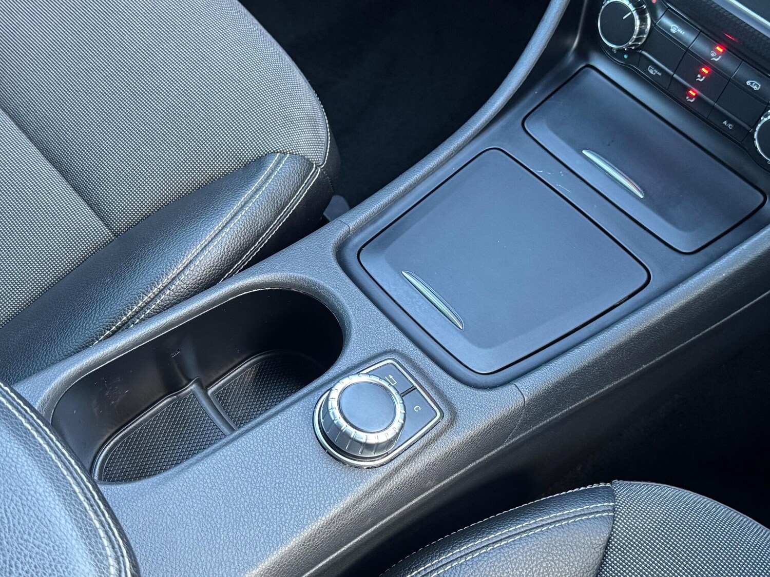 Used Mercedes-Benz A-Class 2014 for sale - 76337883: Photo 37