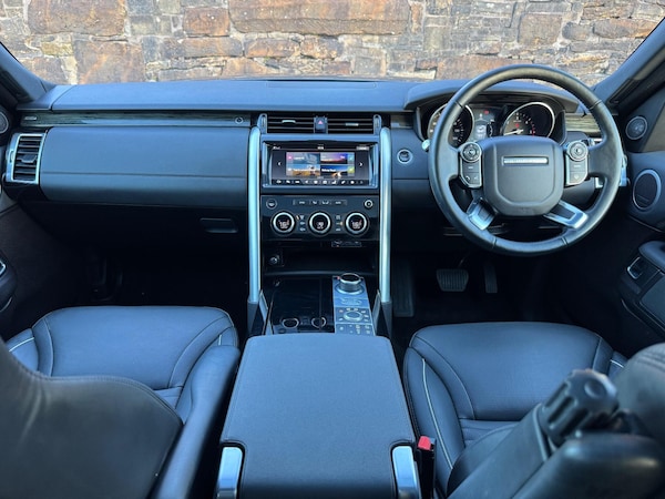 Used Land Rover Discovery 2017 for sale - 76167101: Photo 11