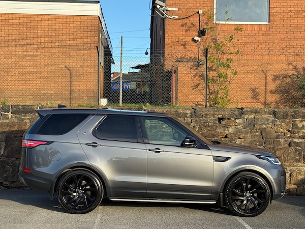 Used Land Rover Discovery 2017 for sale - 76167101: Photo 8