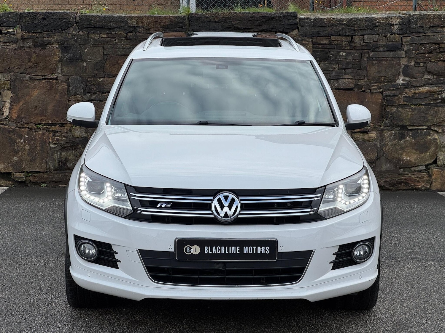 Used Volkswagen Tiguan 2013 for sale - 76993072: Photo 2