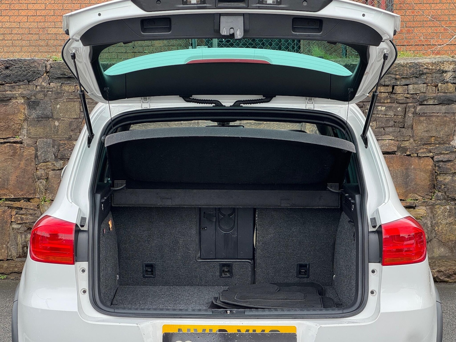 Used Volkswagen Tiguan 2013 for sale - 76993072: Photo 24