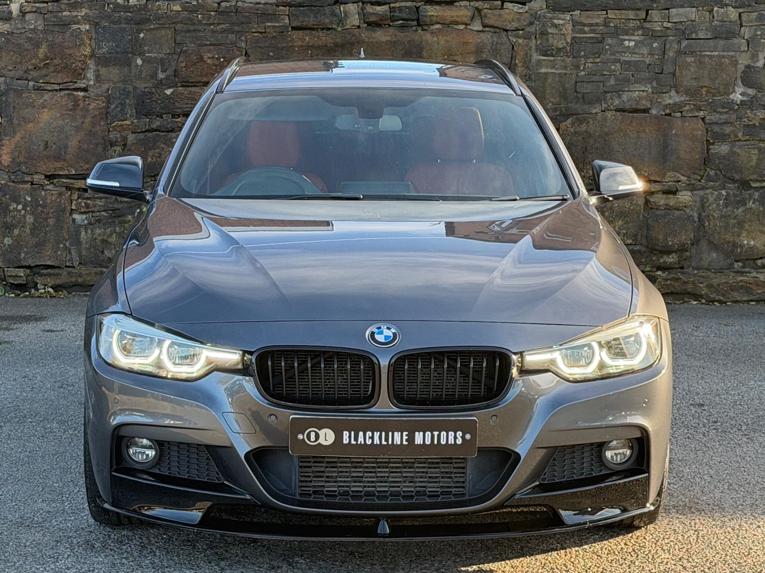 Used BMW 3 Series 2017 for sale - 76613179: Photo 2