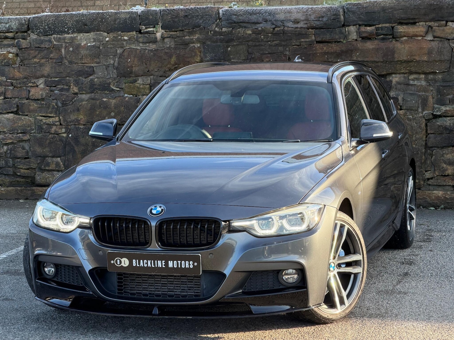 Used BMW 3 Series 2017 for sale - 76613179: Photo 3